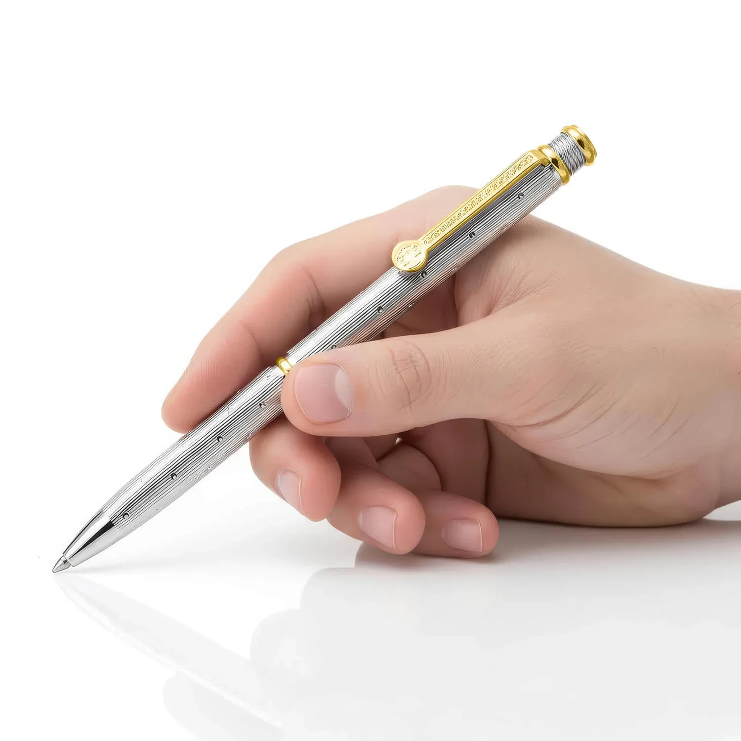 Forever™ pens sparkling diamonds - Image 4